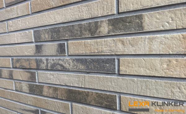 Facade cladding with MILAN brick slips from the KLINKER LINE collection