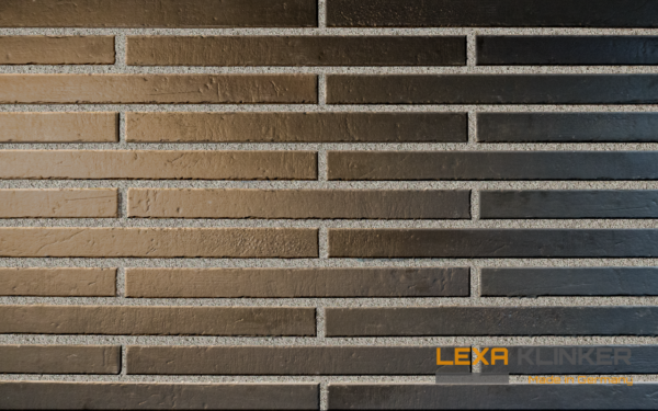 Facade cladding with AACHEN SCHWARZGRAU brick slips from the KLINKER LINE collection - Klinker Made in Germany Facade cladding with AACHEN SCHWARZGRAU brick slips from the KLINKER LINE collection
