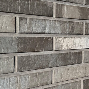 Facade cladding with KNT brick slips from the KLINKER LINE collection - Klinker Made in Germany Facade cladding with KNT brick slips from the KLINKER LINE collection