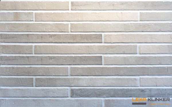 Facade cladding with KANSAS brick slips from the KLINKER LINE collection