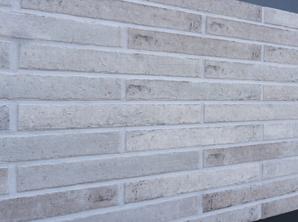 Facade cladding with DOMBURG brick slips from the KLINKER LINE collection - Klinker Made in Germany Facade cladding with DOMBURG brick slips from the KLINKER LINE collection